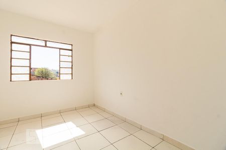 Quarto 2 de casa para alugar com 3 quartos, 180m² em Glória, Belo Horizonte