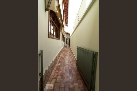 Corredor externo de casa à venda com 4 quartos, 390m² em Castelo, Belo Horizonte