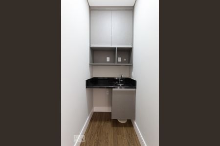 Casa de condomínio à venda com 300m², 4 quartos e 6 vagas Casa de condomínio à venda com 300m², 4 quartos e 6 vagasBar