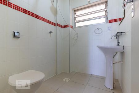 Banheiro de apartamento para alugar com 1 quarto, 45m² em Centro, Campinas