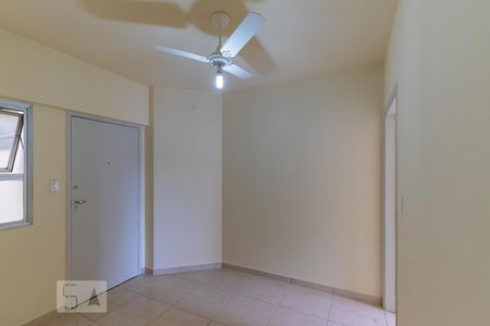 Sala de apartamento para alugar com 1 quarto, 45m² em Centro, Campinas