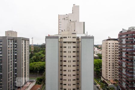 Vista Quarto de apartamento para alugar com 2 quartos, 70m² em Bigorrilho, Curitiba