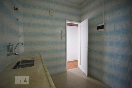 Cozinha de apartamento à venda com 2 quartos, 85m² em Icaraí, Niterói