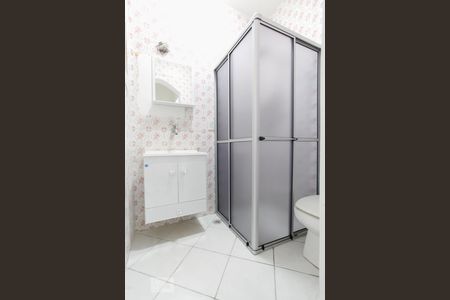 Banheiro  de casa à venda com 2 quartos, 90m² em Vila Guarani (z Sul), São Paulo