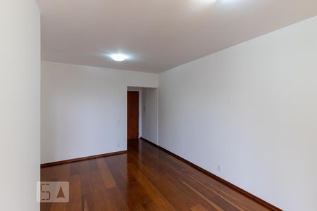 Sala de apartamento para alugar com 1 quarto, 62m² em Centro, Campinas