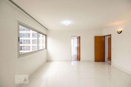 Sala de apartamento à venda com 4 quartos, 120m² em Vila Uberabinha, São Paulo