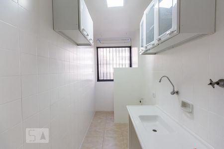 Cozinha de apartamento para alugar com 1 quarto, 37m² em Água Branca, São Paulo