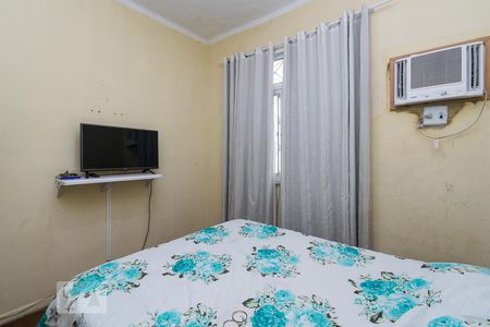 Quarto 1 de apartamento à venda com 2 quartos, 100m² em Irajá, Rio de Janeiro
