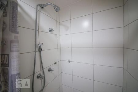 Banheiro de apartamento para alugar com 2 quartos, 56m² em Fonseca, Niterói