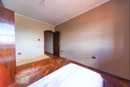 Quarto 1 de casa à venda com 3 quartos, 227m² em Parque Gerassi, Santo André