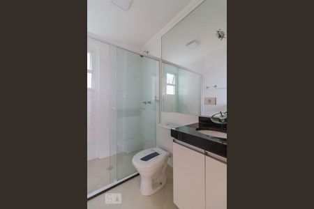 Banheiro de apartamento para alugar com 3 quartos, 73m² em Ponte Grande, Guarulhos