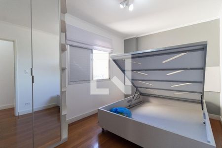 Quarto 1 de apartamento para alugar com 2 quartos, 65m² em Vila Moraes, São Paulo