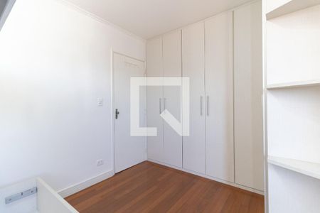 Quarto 1 de apartamento para alugar com 2 quartos, 65m² em Vila Moraes, São Paulo