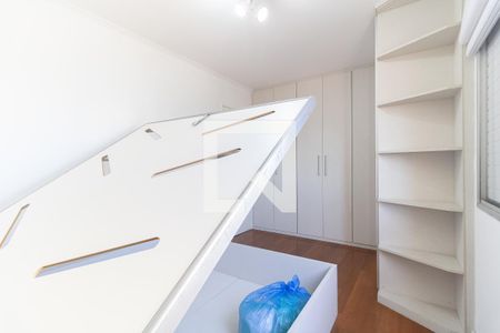 Quarto 1 de apartamento para alugar com 2 quartos, 65m² em Vila Moraes, São Paulo