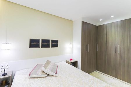 Dormitório 1 de apartamento para alugar com 2 quartos, 65m² em Centro, Barueri