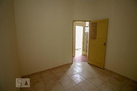 Quarto 1 de casa para alugar com 1 quarto, 40m² em Vila da Penha, Rio de Janeiro