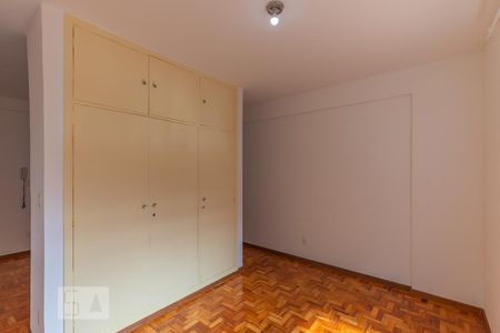 Quarto de kitnet/studio para alugar com 1 quarto, 34m² em Centro, Campinas