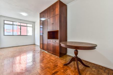 Quarto e Sala de kitnet/studio para alugar com 1 quarto, 33m² em Jardins, São Paulo