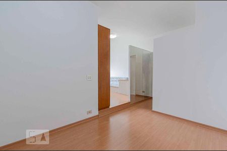 Sala 1 de apartamento para alugar com 2 quartos, 90m² em Grajaú, Rio de Janeiro