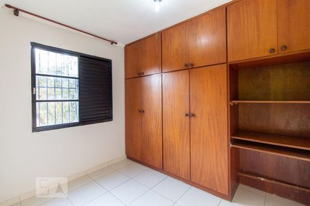 Quarto 1 de apartamento para alugar com 2 quartos, 55m² em Brás, São Paulo