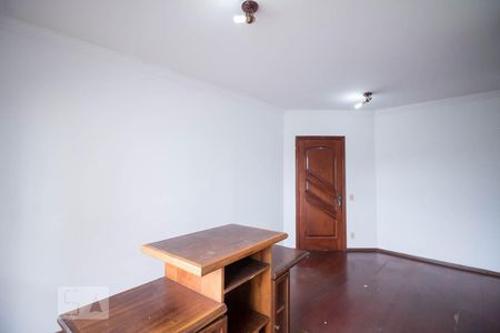 Sala de apartamento para alugar com 3 quartos, 78m² em Vila São Pedro, Santo André