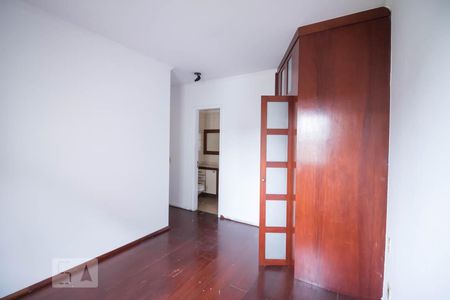 Suite  de apartamento para alugar com 3 quartos, 78m² em Vila São Pedro, Santo André