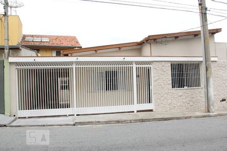 Fachada de casa à venda com 3 quartos, 132m² em Vila Vianelo, Jundiaí