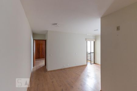 Sala de apartamento à venda com 1 quarto, 57m² em Cambuí, Campinas