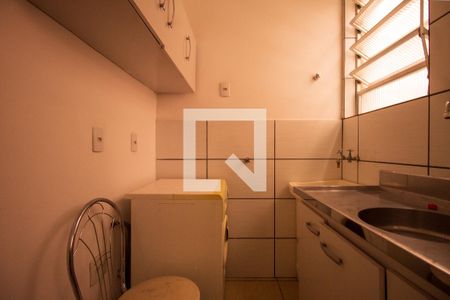 Cozinha e Área de Serviço de apartamento à venda com 2 quartos, 47m² em Nonoai, Porto Alegre