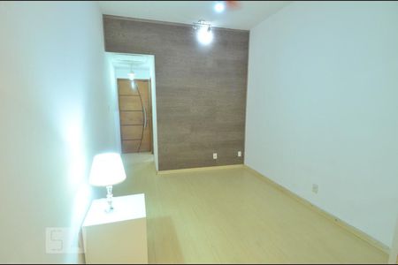 Sala de apartamento para alugar com 1 quarto, 48m² em Copacabana, Rio de Janeiro