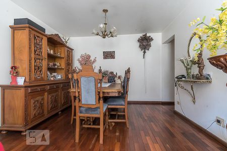 Sala de apartamento para alugar com 2 quartos, 74m² em Saúde, São Paulo