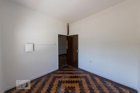 Quarto 1 de casa à venda com 6 quartos, 300m² em Medianeira, Porto Alegre