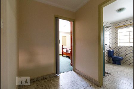 Acesso aos Quartos  de casa para alugar com 3 quartos, 330m² em Vila Carrão, São Paulo
