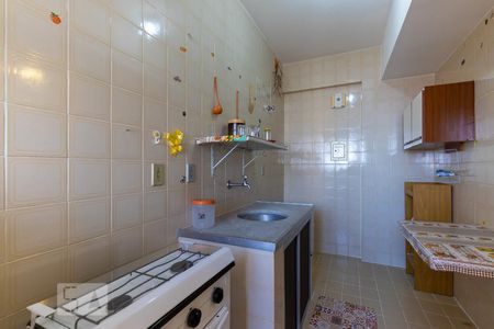 Cozinha de kitnet/studio para alugar com 1 quarto, 38m² em Botafogo, Campinas