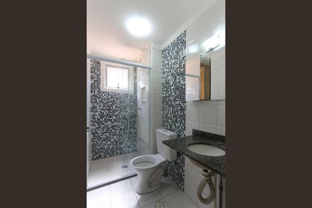 Banheiro de apartamento à venda com 2 quartos, 64m² em Jardim Patente Novo, São Paulo