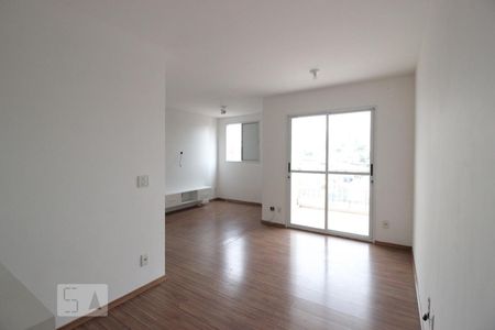 Sala de apartamento para alugar com 2 quartos, 62m² em Vila Vitório Mazzei, São Paulo