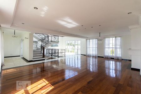 Sala de casa de condomínio para alugar com 4 quartos, 400m² em Alphaville Graciosa, Pinhais