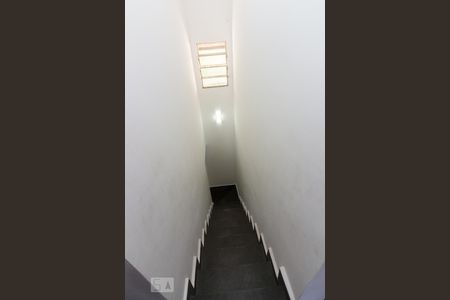 Escada  de casa de condomínio à venda com 3 quartos, 196m² em Taquara, Rio de Janeiro