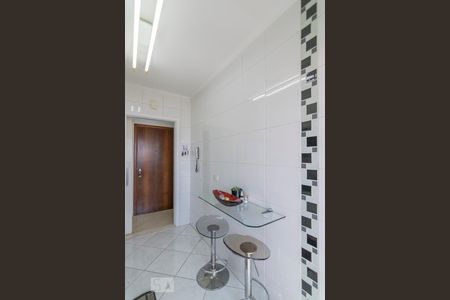 Cozinha de apartamento para alugar com 2 quartos, 50m² em Vila Francisco Matarazzo, Santo André