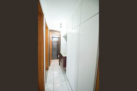 Corredor de apartamento para alugar com 2 quartos, 52m² em Jardim Alvorada, Santo André