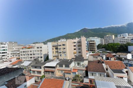 Vista Quarto 1 de apartamento para alugar com 1 quarto, 52m² em Tijuca, Rio de Janeiro