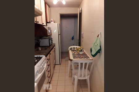 Cozinha 1 de apartamento à venda com 2 quartos, 55m² em Sarandi, Porto Alegre