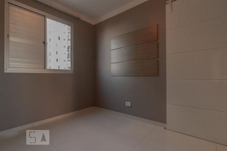 Quarto 1 de apartamento para alugar com 2 quartos, 50m² em Jardim São Savério, São Paulo