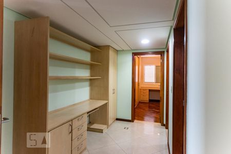 Corredor de apartamento à venda com 3 quartos, 168m² em Santa Paula, São Caetano do Sul