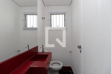 Lavabo de casa de condomínio para alugar com 3 quartos, 135m² em Vila Mazzei, São Paulo