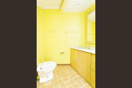 Banheiro de apartamento à venda com 3 quartos, 100m² em Rio Branco, Porto Alegre