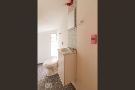 Lavabo de casa para alugar com 3 quartos, 167m² em Butantã, São Paulo