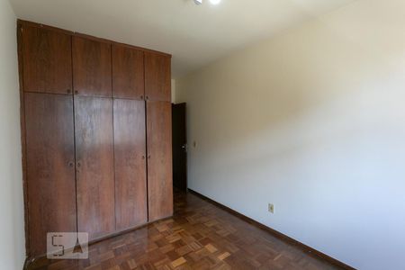 Quarto 2 de apartamento para alugar com 2 quartos, 107m² em Funcionários, Belo Horizonte