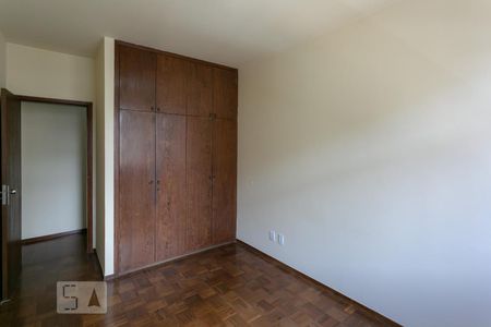 Quarto 1 de apartamento para alugar com 2 quartos, 107m² em Funcionários, Belo Horizonte