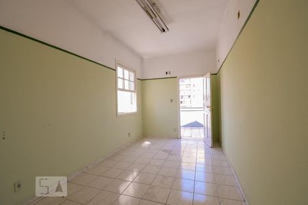 Quarto 3 de casa para alugar com 4 quartos, 240m² em Vila Bertioga, São Paulo